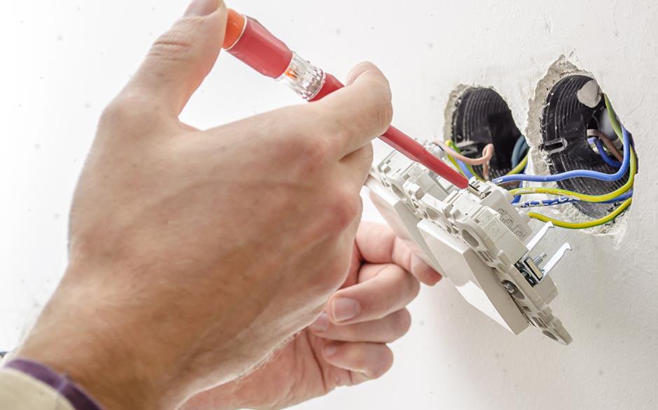 activité électricien Suresnes